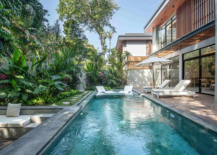 Designer 5br Villa, 400m To Beach With Nature View Ferienhaus