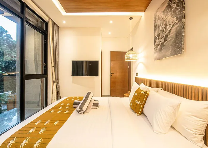 Designer 5br Villa, 400m To Beach With Nature View