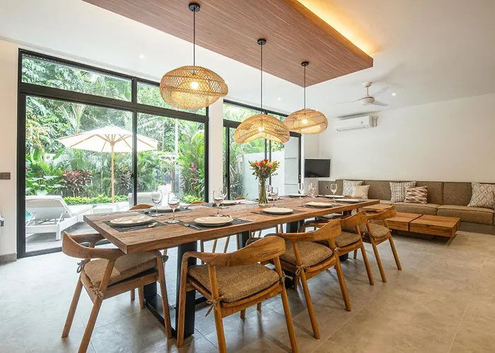 Сasa de vacaciones Stylish 5br Designer Villa, 400m To The Ocean
