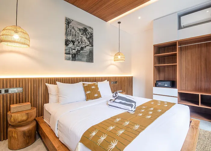 Stylish 5br Designer Villa, 400m To The Ocean Сasa de vacaciones Canggu